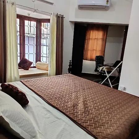 The Rustic Manor - Homestay Bangalore Exterior photo