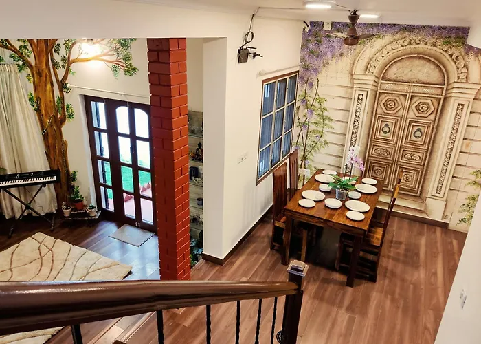 The Rustic Manor - Homestay